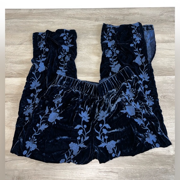 Johnny Was Renee Velvet Palazzo Pants Womens Blue Embroidered Western medium - Picture 4 of 8